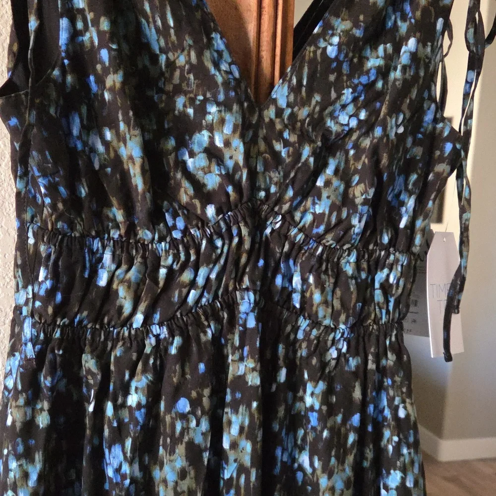 Elegant Blue and Black Printed Women's Dress - Picture 3 of 6